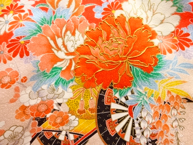  花車模様刺繍子供着物(内袖・長襦袢付き)